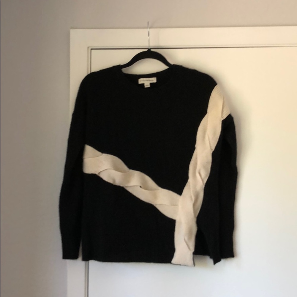 White + Warren 100% cashmere sweater - size S
